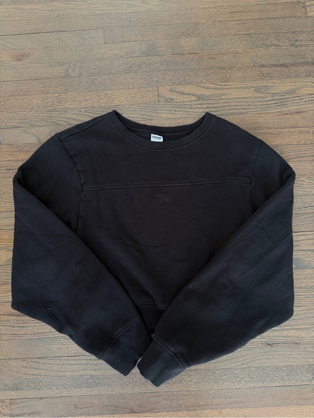 Cropped Black Crewneck Sweatshirt